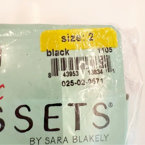 NWT Love Your Assets Black Flipside Diamond Shaping Tights, Size 2 (M) - Picture 4 of 6